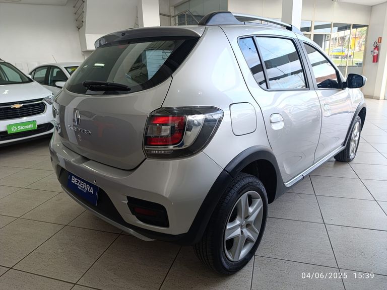 Renault SANDERO STEPWAY Flex 1.6 16V 5p