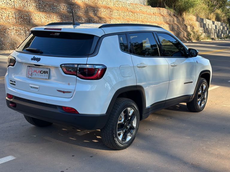 Jeep COMPASS TRAILHAWK 2.0 4x4 Dies. 16V Aut.
