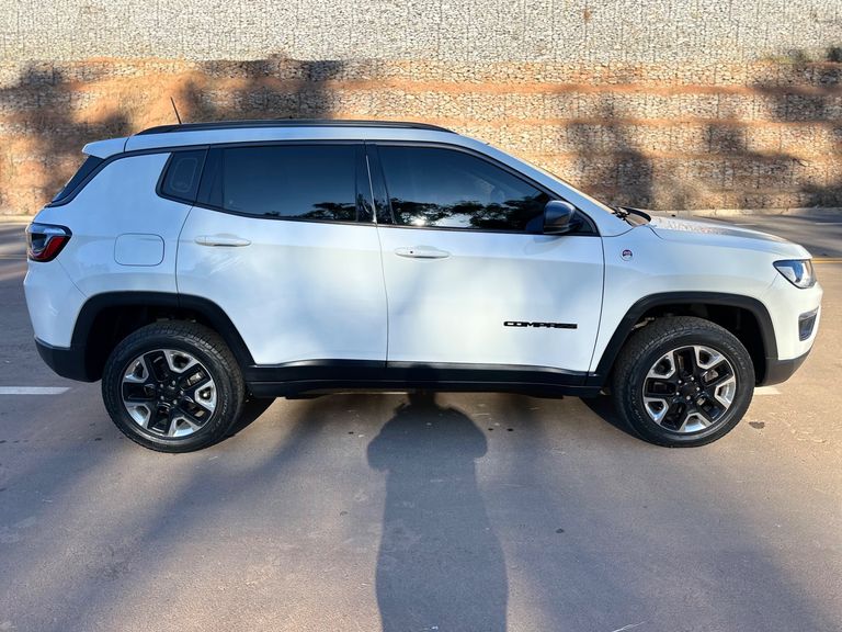Jeep COMPASS TRAILHAWK 2.0 4x4 Dies. 16V Aut.