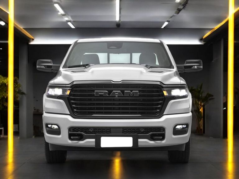 RAM 1500 LARAM. NIGHT ED. BI-TB 3.0 4x4 Aut.