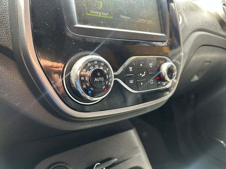Renault CAPTUR Intense Bose 1.6 16V Flex 5p Aut.