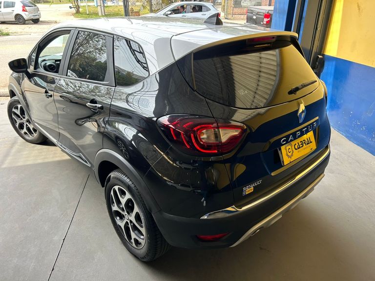 Renault CAPTUR Intense Bose 1.6 16V Flex 5p Aut.