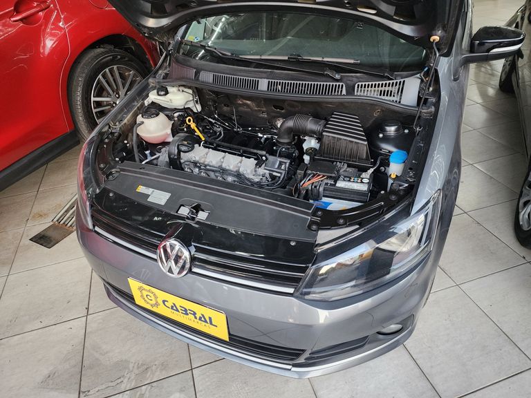 VolksWagen Fox Connect 1.6 Flex 8V 5p