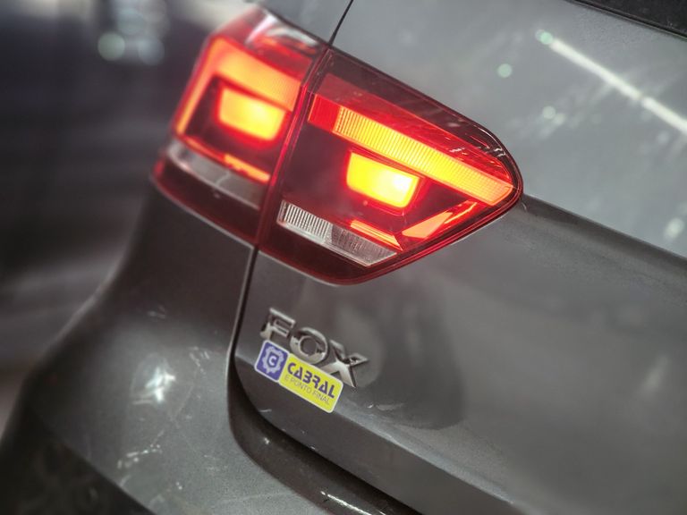 VolksWagen Fox Connect 1.6 Flex 8V 5p