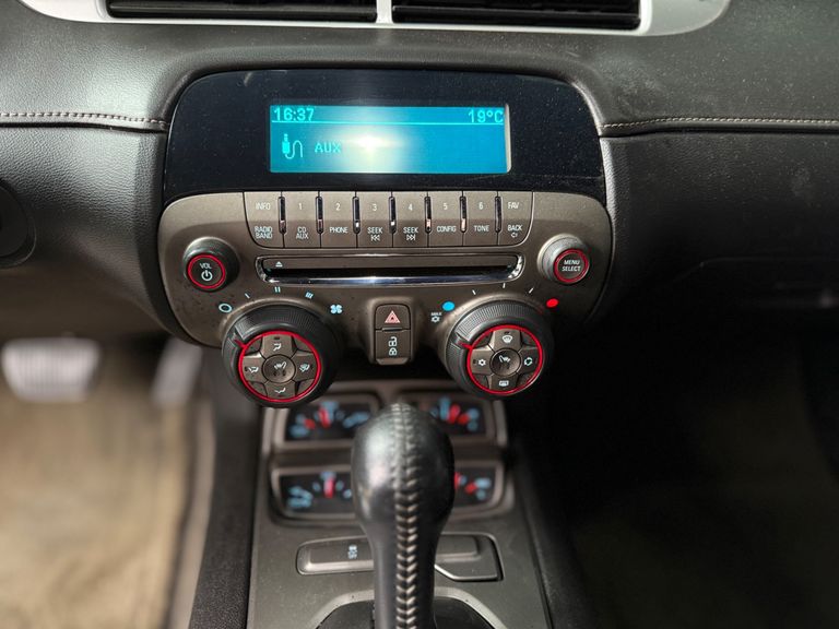 Chevrolet Camaro SS 6.2 V8 16V