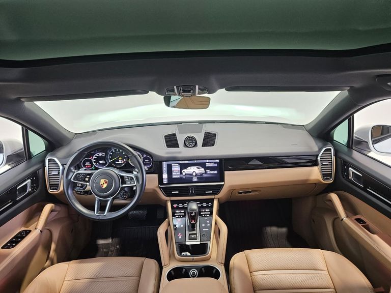 Porsche Cayenne Coupe E-Hybrid 3.0 V6 462cv