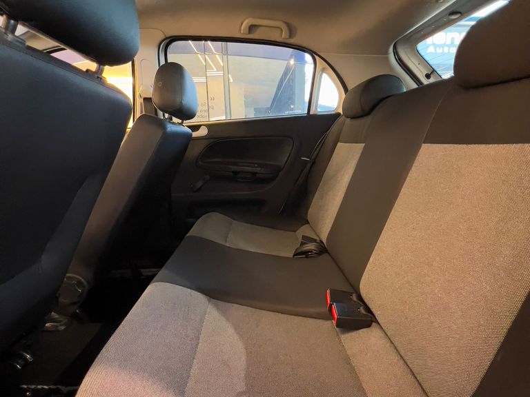 VolksWagen Gol City (Trend)/Titan 1.0 T. Flex 8V 4p