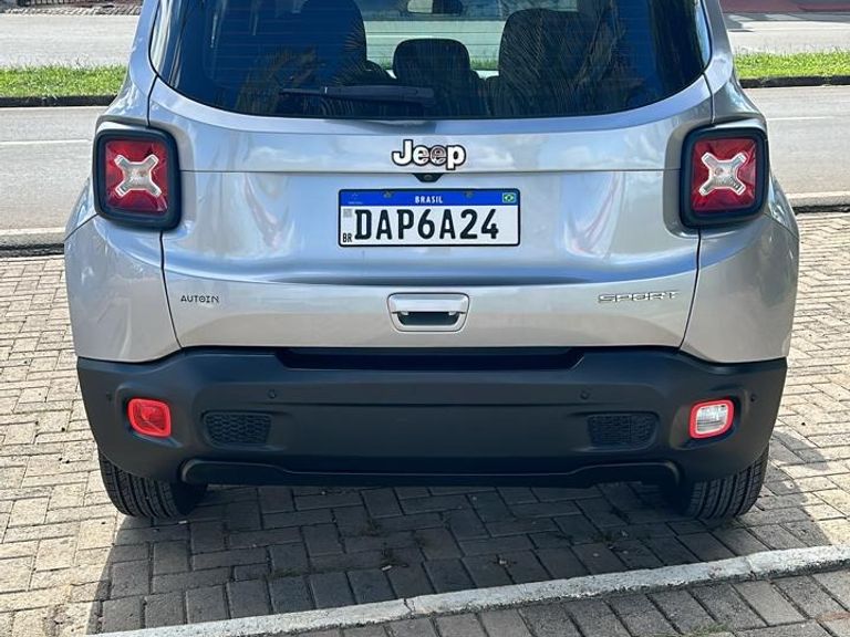 Jeep Renegade Sport 1.8 4x2 Flex 16V Aut.