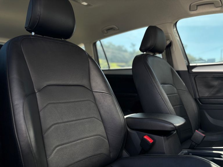 VolksWagen TIGUAN Allspac 250 TSI 1.4 Flex