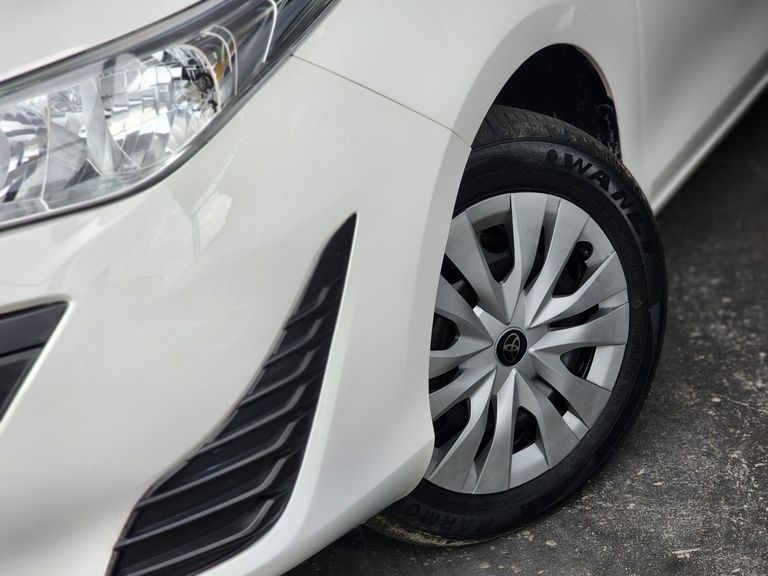 Toyota YARIS XL Live 1.3 Flex 16V 5p Aut.