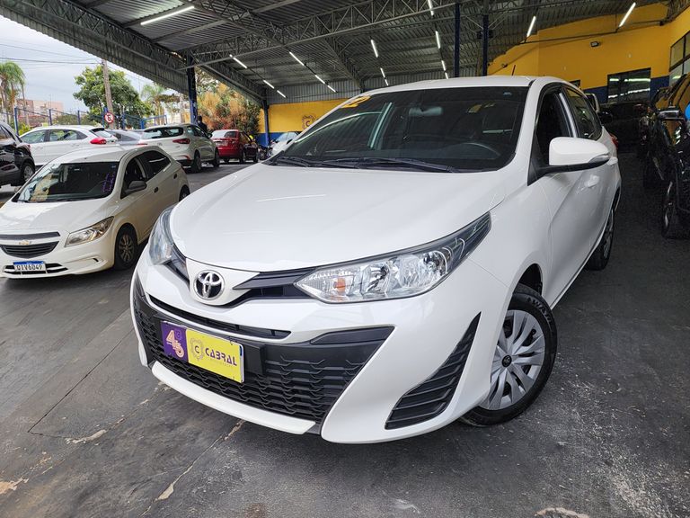 Toyota YARIS XL Live 1.3 Flex 16V 5p Aut.