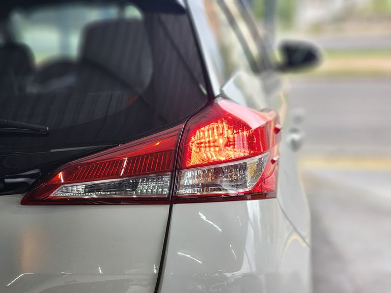 Toyota YARIS XL Live 1.3 Flex 16V 5p Aut.