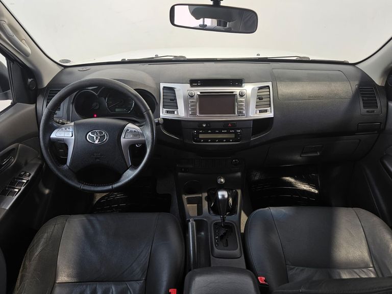 Toyota Hilux CD SRV 4x4 2.7 Flex 16V Aut.