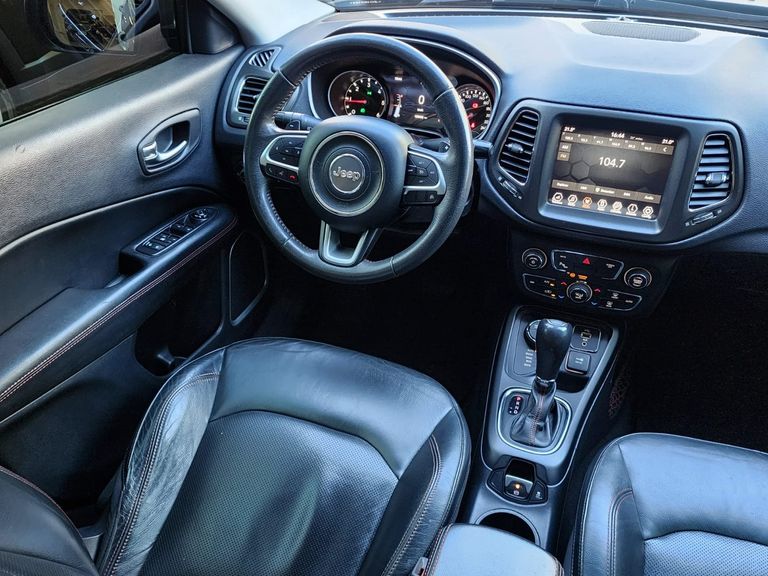 Jeep COMPASS TRAILHAWK 2.0 4x4 Dies. 16V Aut.