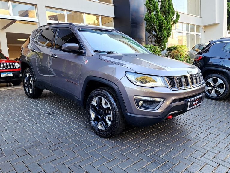 Jeep COMPASS TRAILHAWK 2.0 4x4 Dies. 16V Aut.