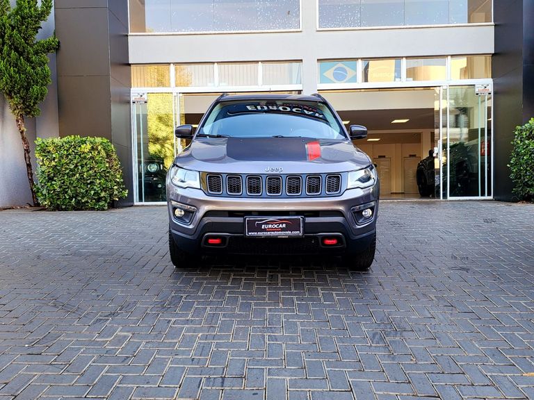 Jeep COMPASS TRAILHAWK 2.0 4x4 Dies. 16V Aut.