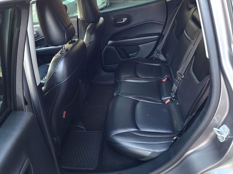 Jeep COMPASS TRAILHAWK 2.0 4x4 Dies. 16V Aut.