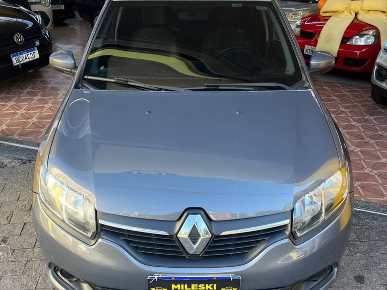 Renault LOGAN Expression Flex 1.6 16V 4p
