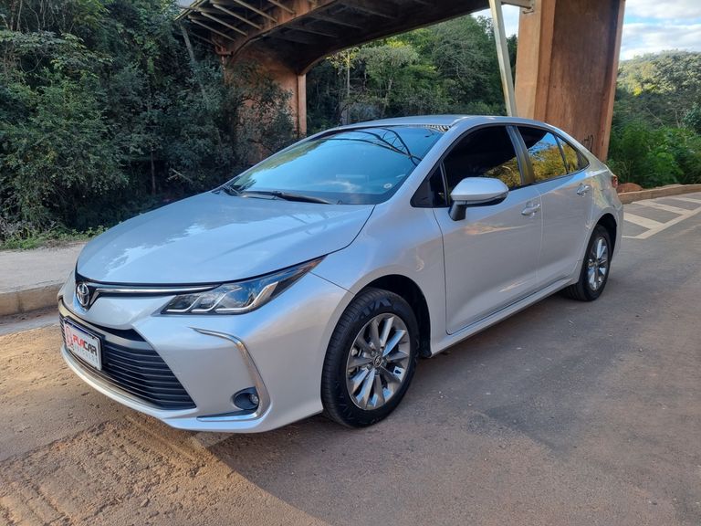 Toyota Corolla GLi 2.0 16V Flex Aut.