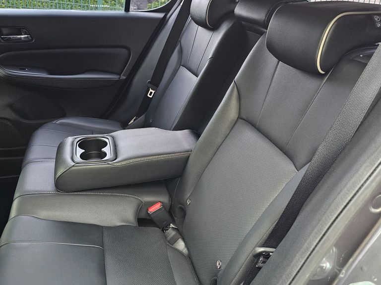 Honda CITY Hatchback Touring 1.5 Flex 16V Aut