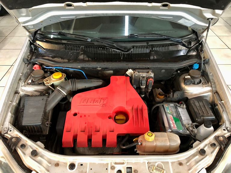 Fiat Palio 1.8R mpi Flex 8V 4p