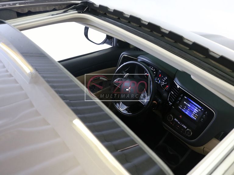 Mitsubishi OUTLANDER 3.0/ GT 3.0 V6 Aut.