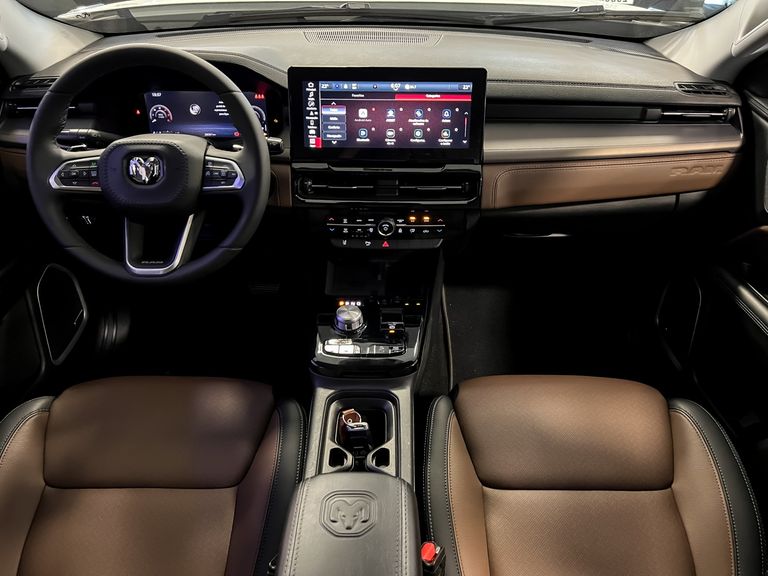 RAM RAMPAGE LARAMIE 2.2 TB CD 4X4 Die. Aut.