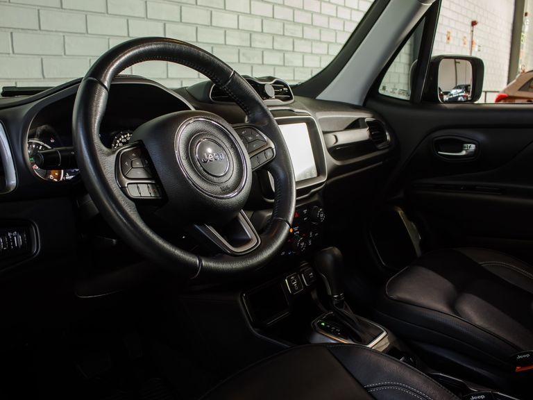 Jeep Renegade Limited 1.8 4x2 Flex 16V Aut.