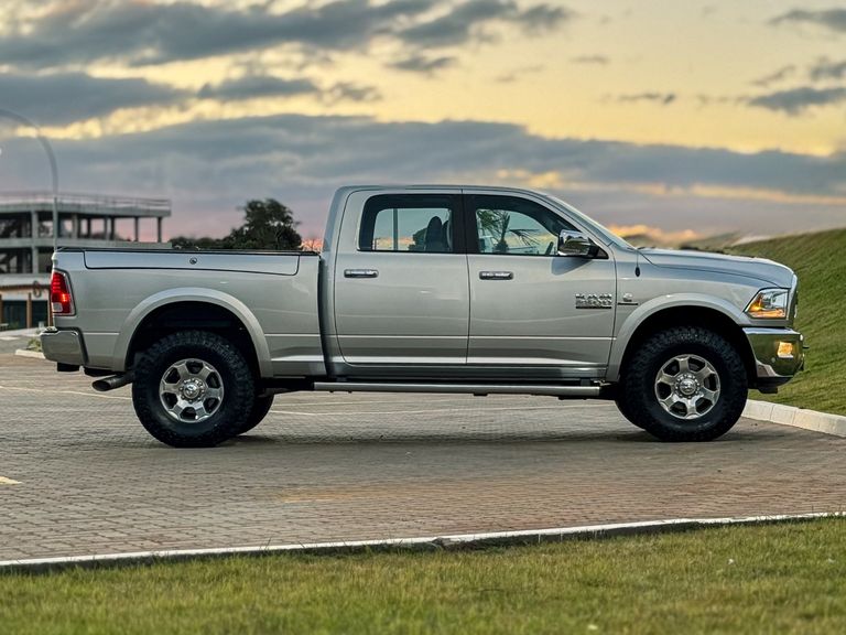RAM 2500 LARAMIE  6.7 TDI  CD 4x4 Diesel