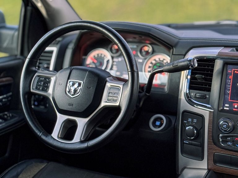 RAM 2500 LARAMIE  6.7 TDI  CD 4x4 Diesel