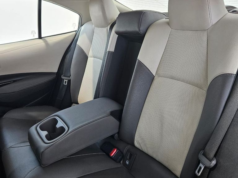 Toyota Corolla Altis Prem. Hybrid 1.8 Flex Aut