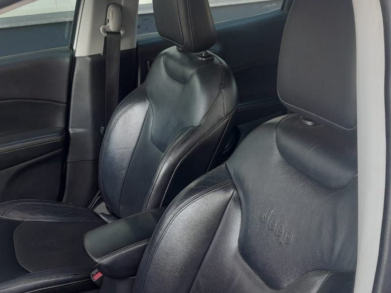 Jeep COMPASS LONGITUDE 2.0 4x2 Flex 16V Aut.