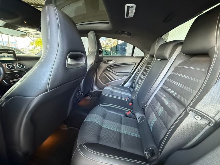 Mercedes CLA-200 Vision 1.6 TB 16V Flex Aut.