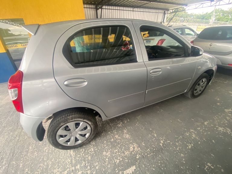 Toyota ETIOS X 1.3 Flex 16V 5p Mec.