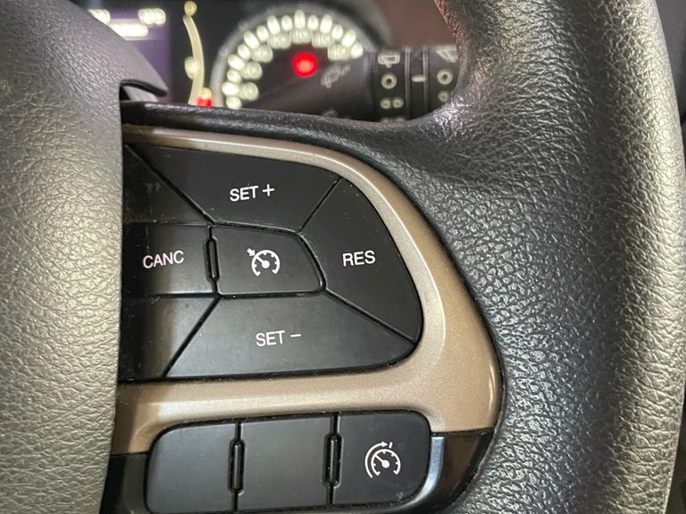 Jeep Renegade Sport 1.8 4x2 Flex 16V Mec.