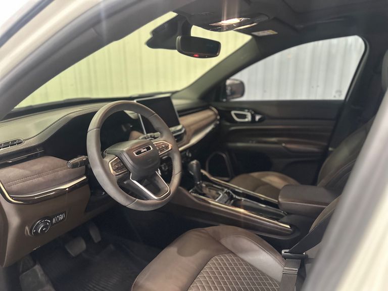 Jeep Commander Overland T270 1.3 TB Flex Aut.