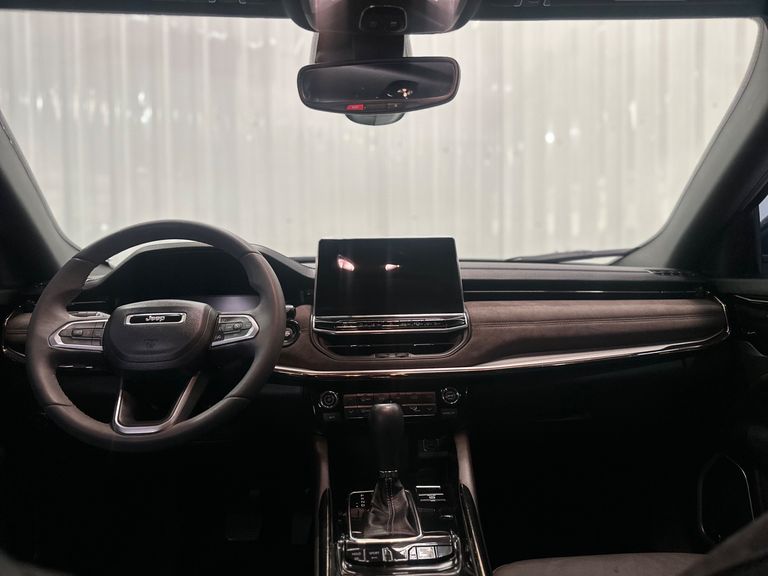 Jeep Commander Overland T270 1.3 TB Flex Aut.
