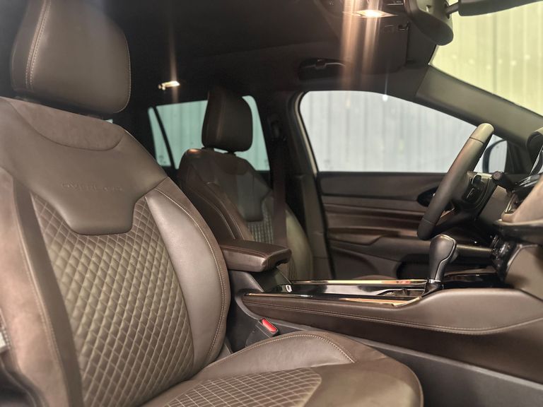 Jeep Commander Overland T270 1.3 TB Flex Aut.