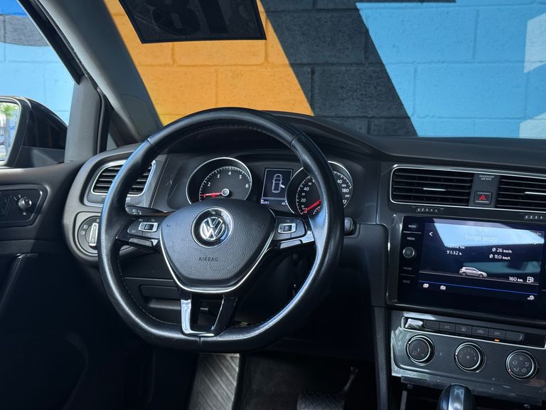 VolksWagen Golf Comfort. 200 TSI 1.0 Flex 12V Aut.