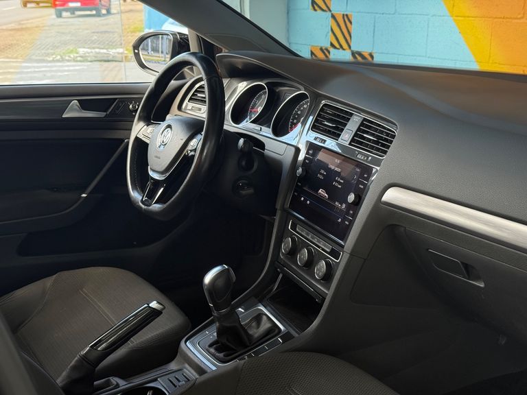 VolksWagen Golf Comfort. 200 TSI 1.0 Flex 12V Aut.