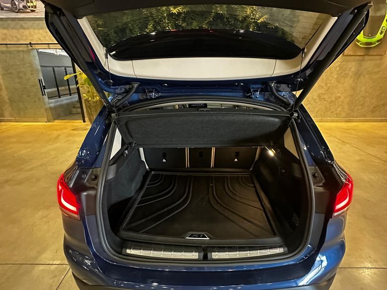 BMW X1 SDRIVE 20i X-Line 2.0 TB Active Flex