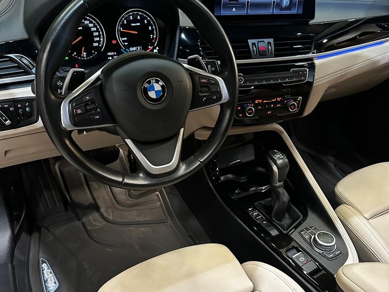 BMW X1 SDRIVE 20i X-Line 2.0 TB Active Flex