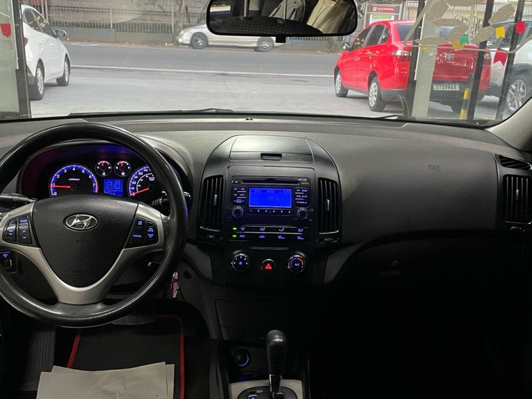 Hyundai i30 2.0 16V 145cv 5p Aut.