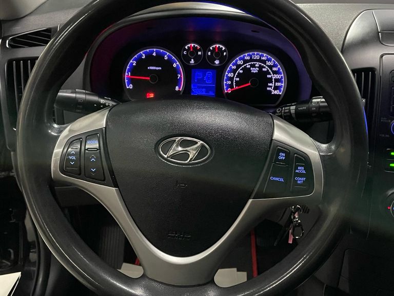 Hyundai i30 2.0 16V 145cv 5p Aut.