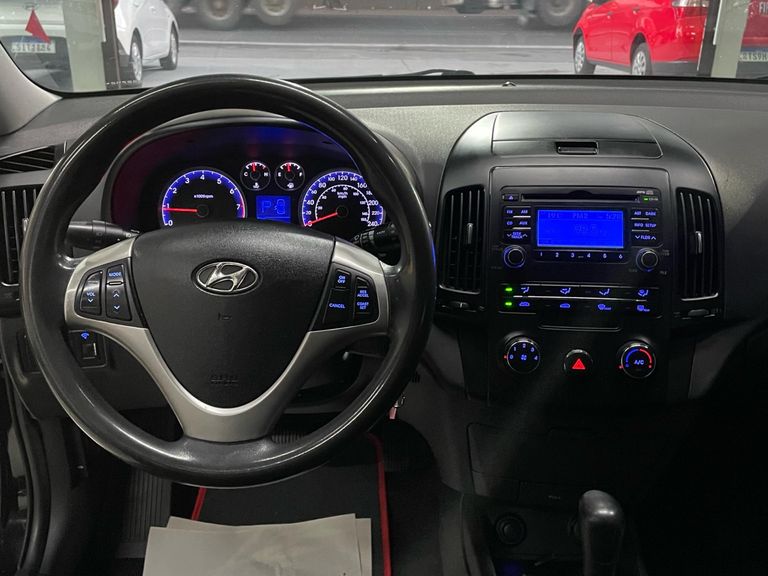 Hyundai i30 2.0 16V 145cv 5p Aut.