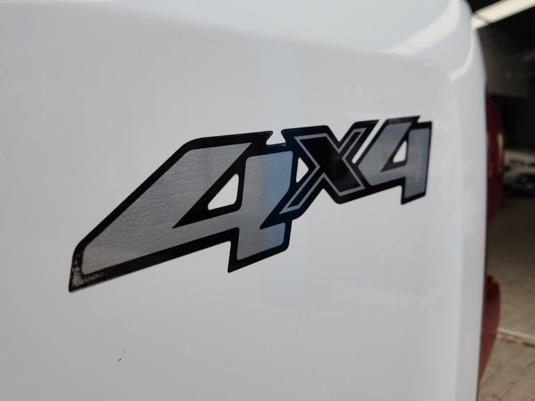 Chevrolet S10 Pick-Up LS 2.8 TDI 4x4 CD Dies. Mec.