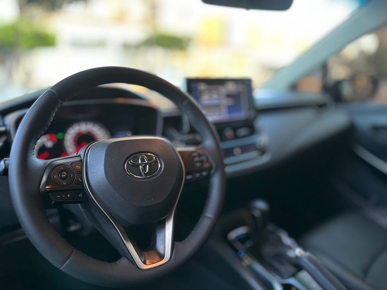 Toyota Corolla XEi 2.0 Flex 16V Aut.