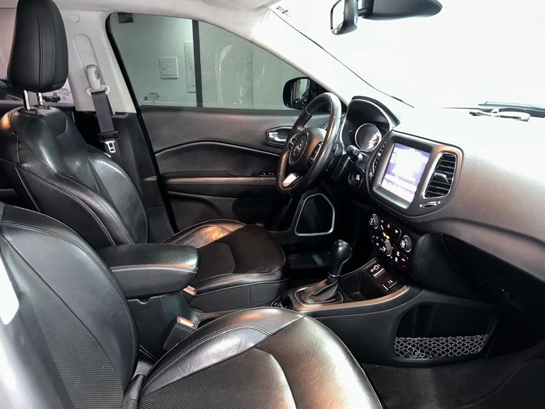 Jeep COMPASS LONGITUDE 2.0 4x2 Flex 16V Aut.