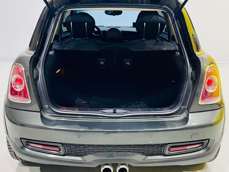 Mini COOPER S 1.6 Aut.