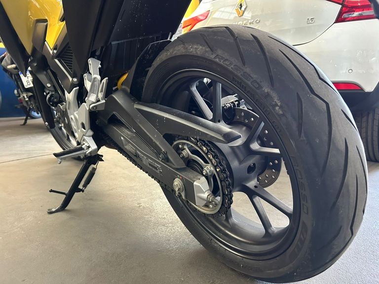 HONDA CB 300F Twister Flex